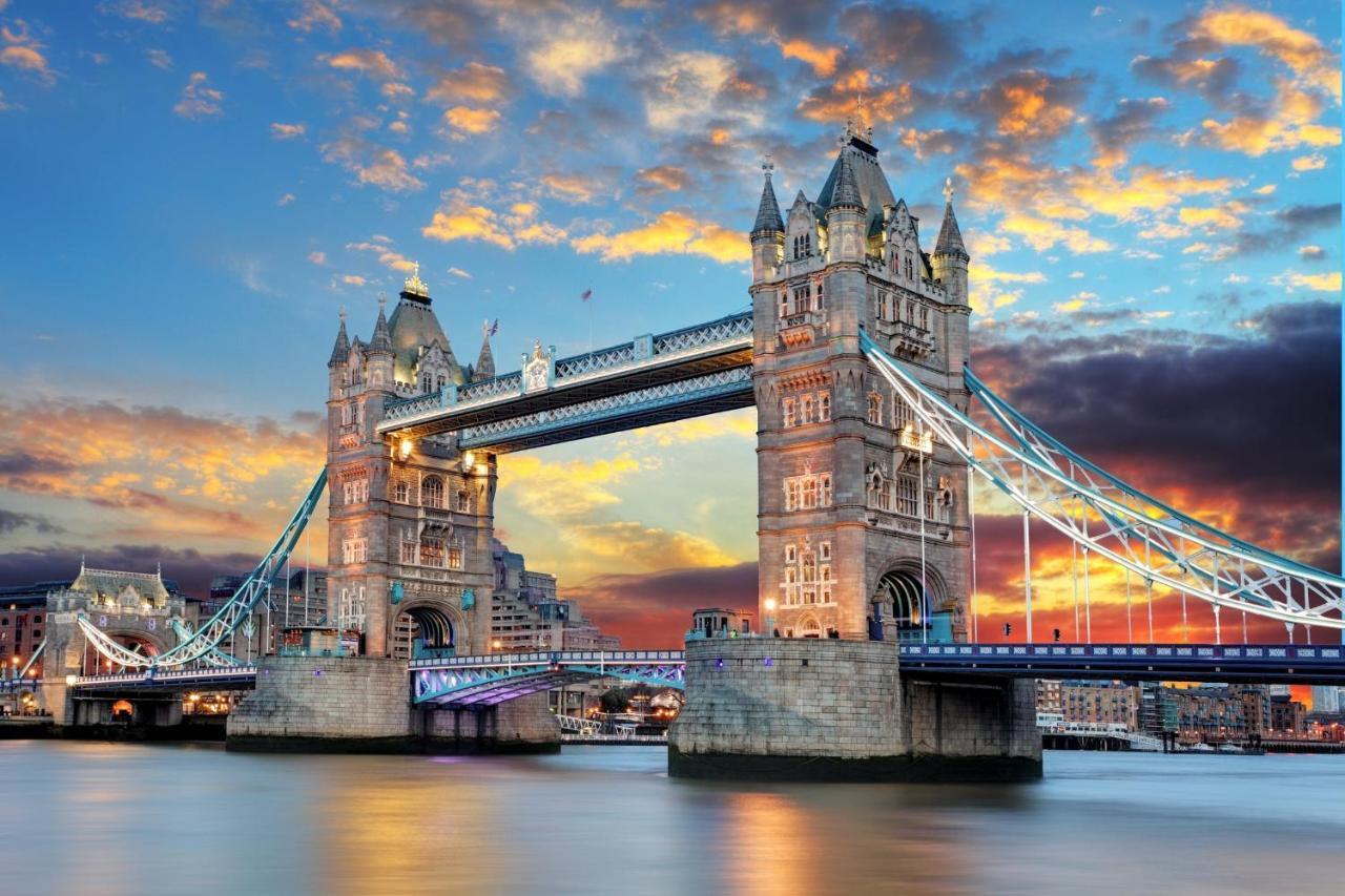 Lovely Large London Apartment Near Stratford Exteriör bild